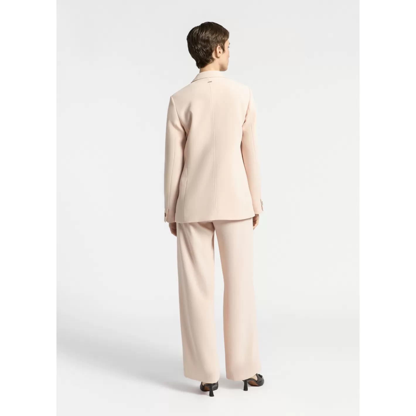 blazer_droit__col_revers_14.webp Femme Xandres Blazer droit à col revers
