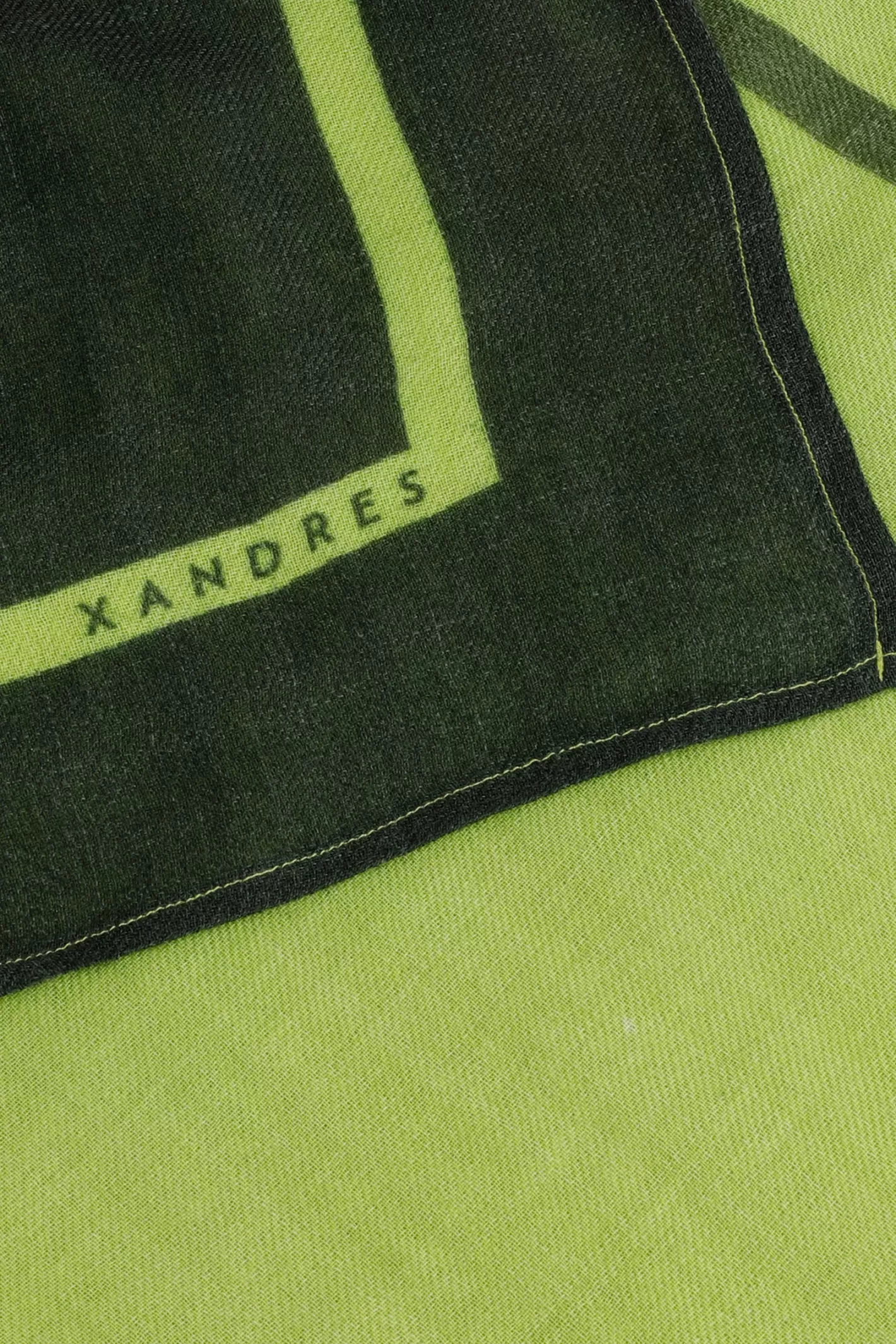 Femme Xandres Écharpe en laine avec dégradé